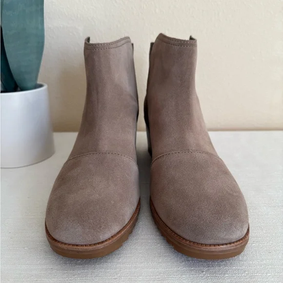 New SOREL Taupe Suede Slip In Heeled Ankle Boots - Picture 5 of 11